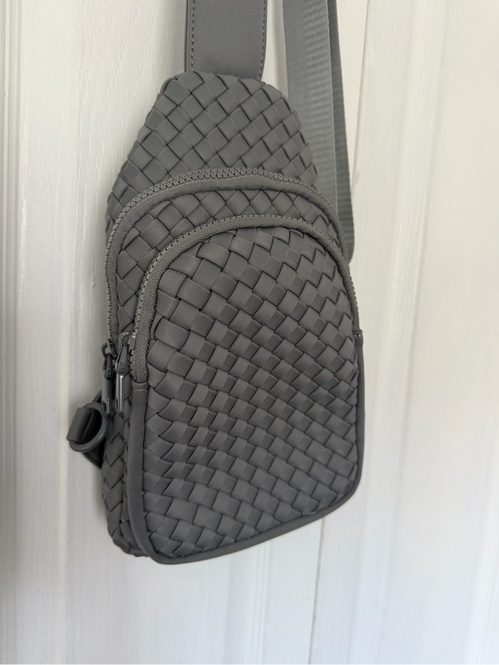 Sol and Selene Woven Sling Crossbody Bag - Silver Gray